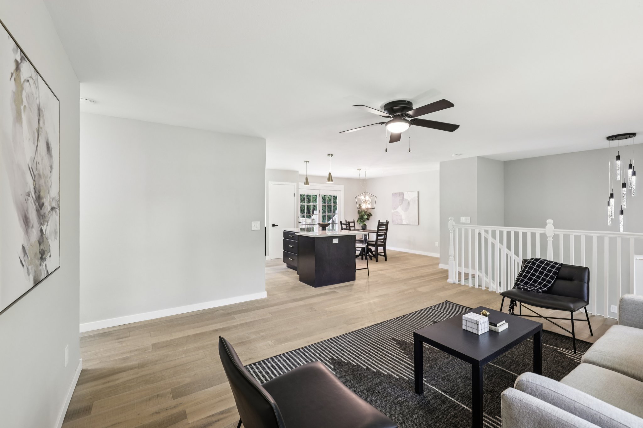 Sheil Dr-0706-012.jpg