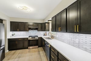 Sheil Dr-0706-021.jpg