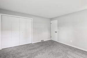 Sheil Dr-0706-038.jpg