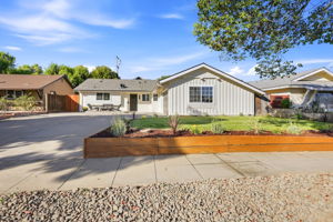 001_F8_5571 Cornell Dr