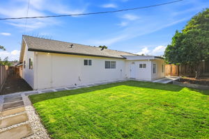 034_F8_5571 Cornell Dr