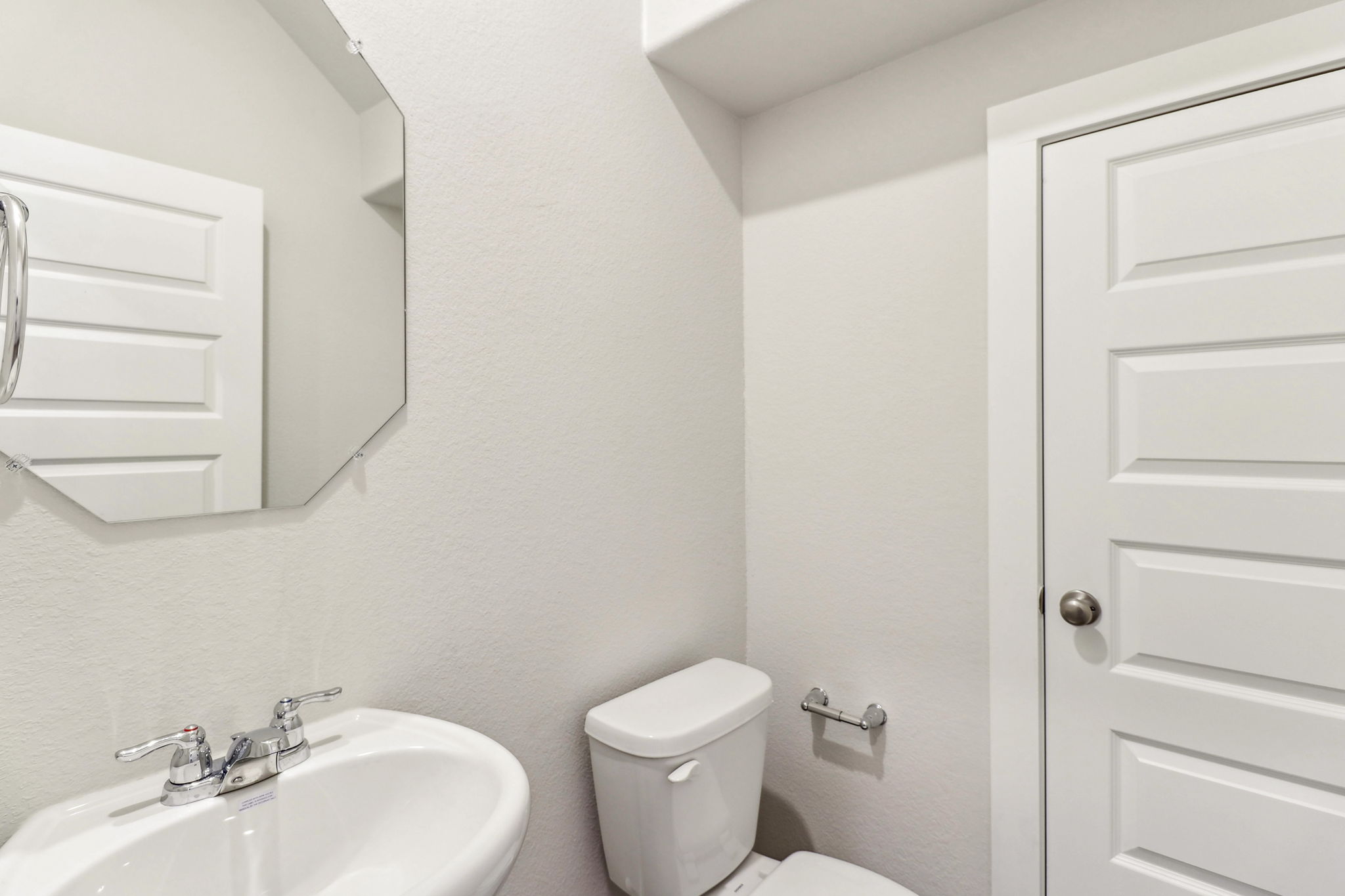 Houston - Kemah Crossing - 558 Avisa Drive, Kemah Texas 77565 - 012