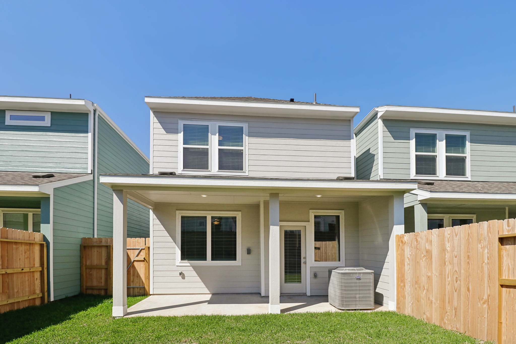 Houston - Kemah Crossing - 558 Avisa Drive, Kemah Texas 77565 - 025
