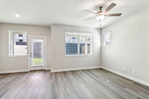Houston - Kemah Crossing - 558 Avisa Drive, Kemah Texas 77565 - 010