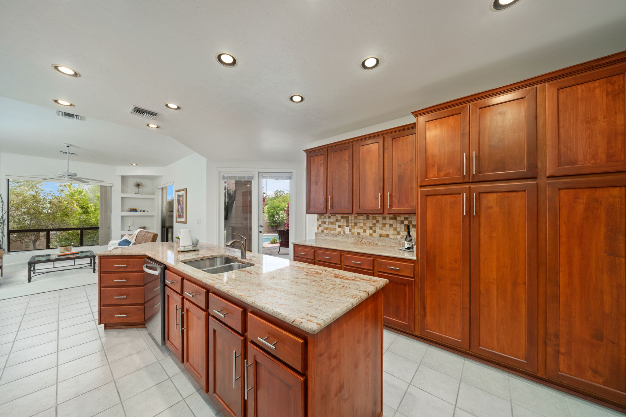 Double pantry closets in the kitchen