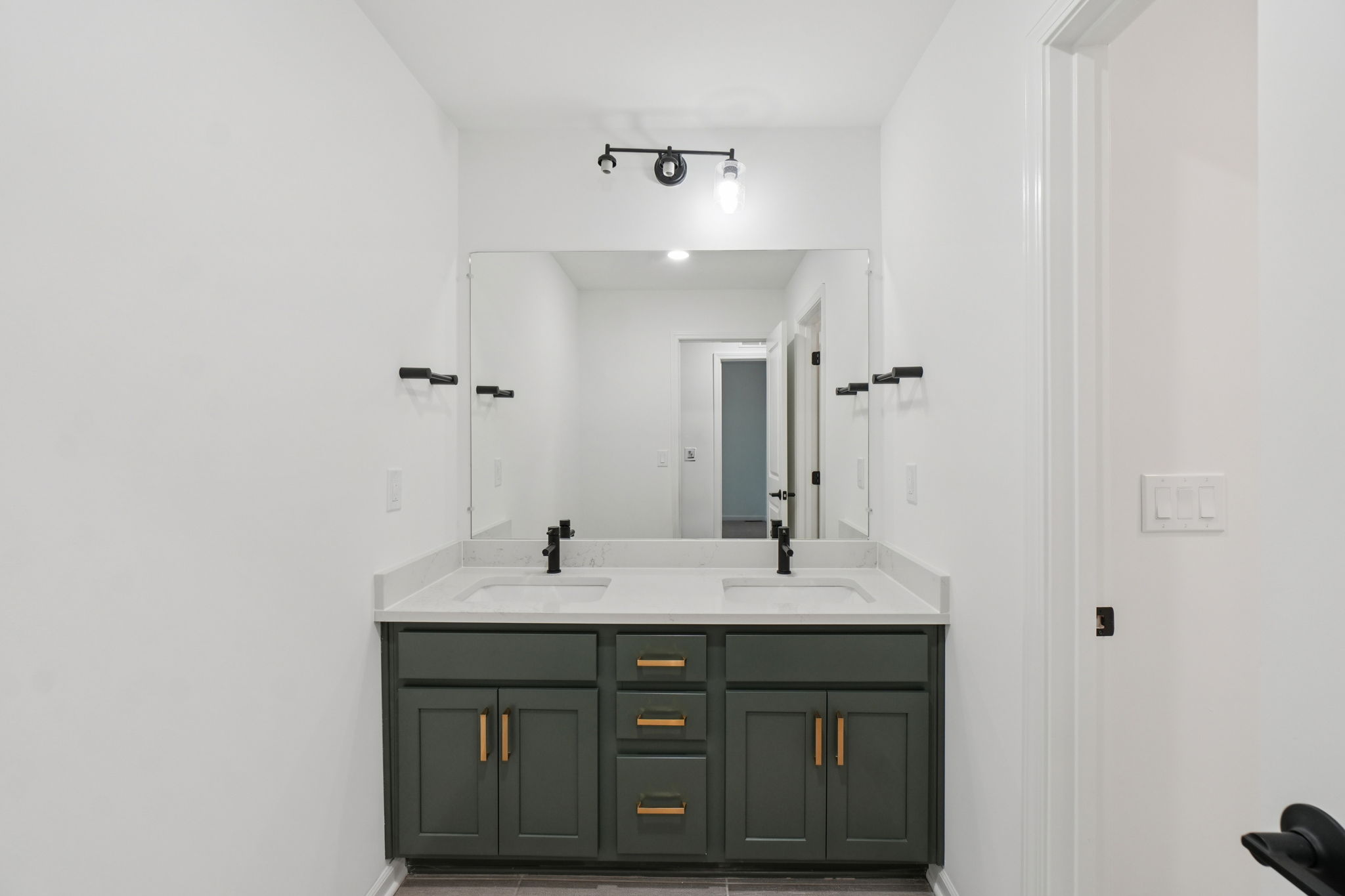 5580 EAST SPANIEL DRIVE-S0603-024