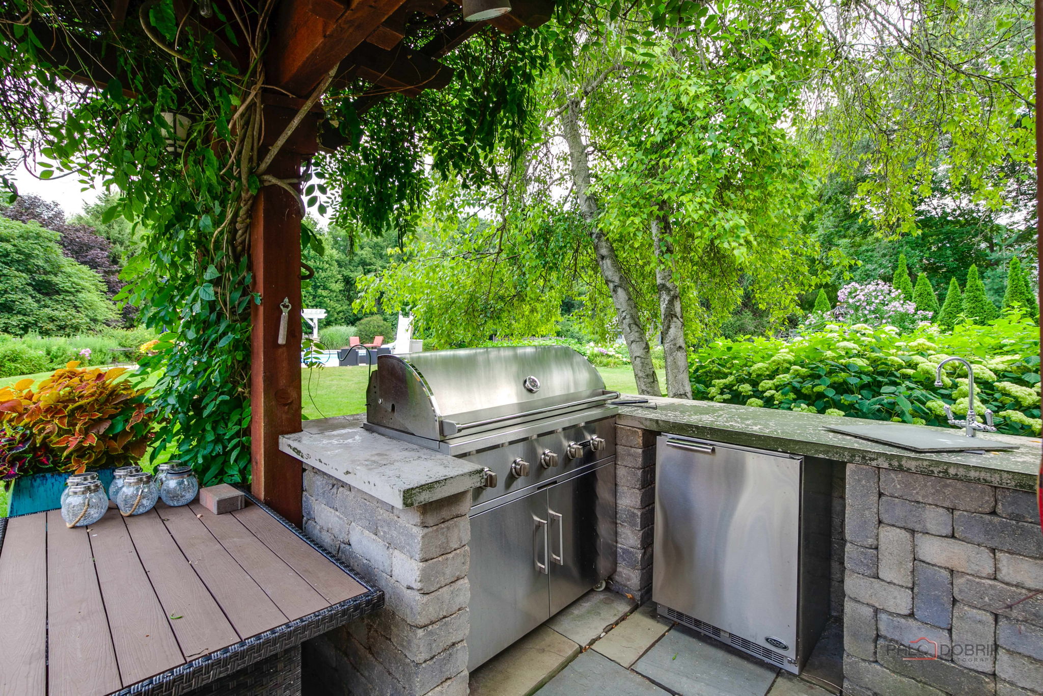 Outdoor Kitchen
