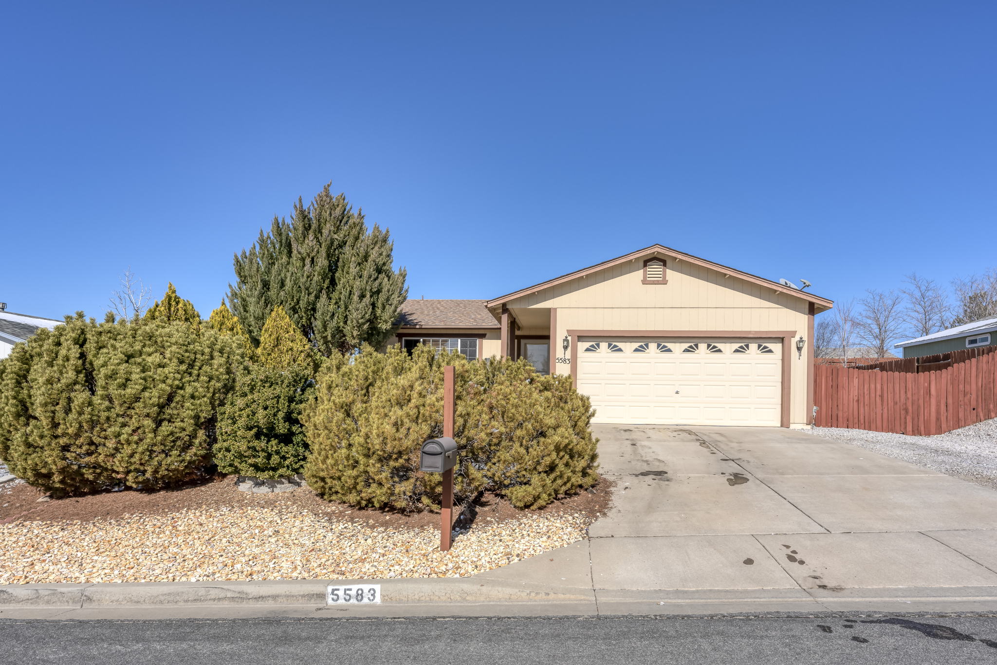 5583 Diablo Ct, Sun Valley, NV 89433, USA Photo 1