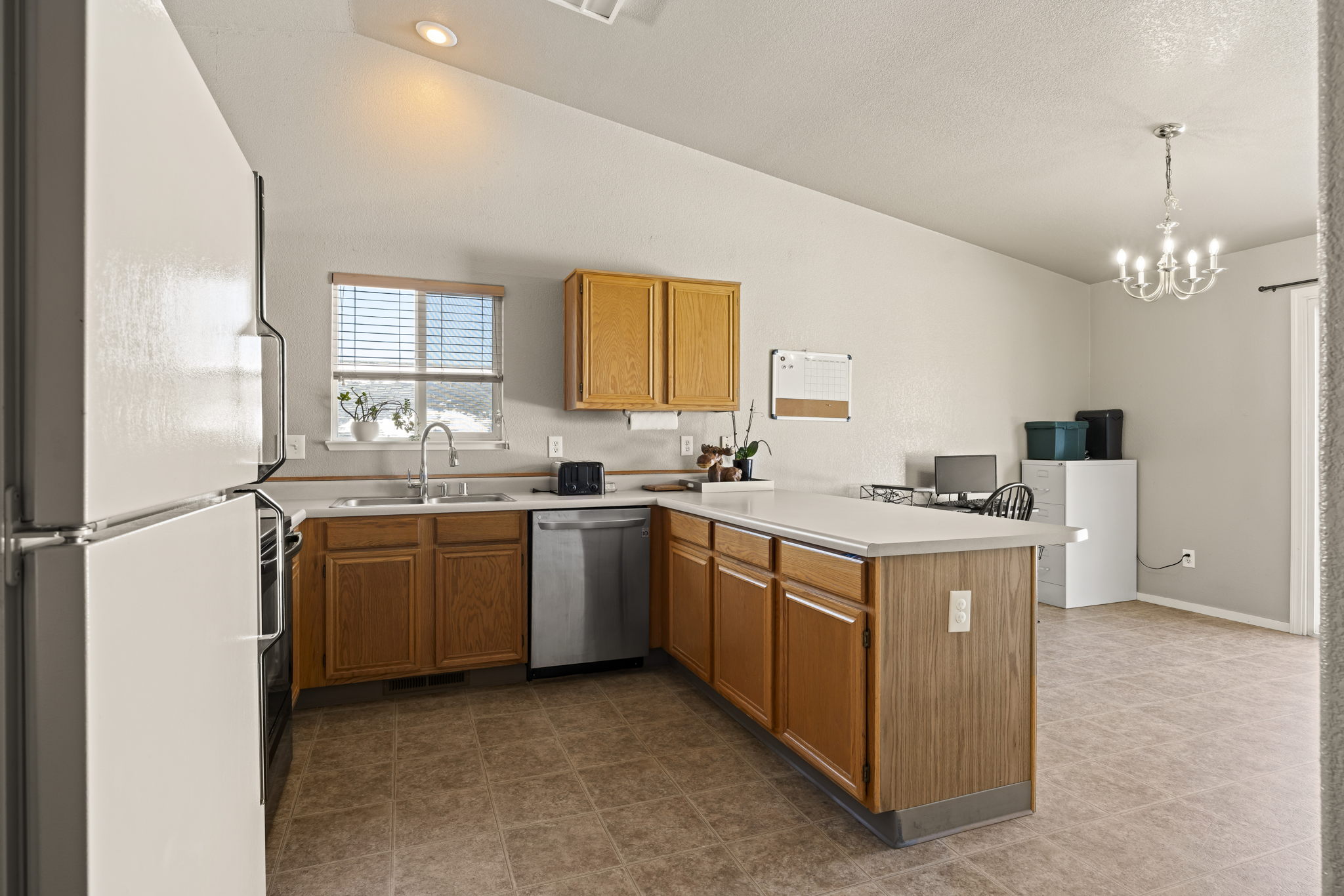 5583 Diablo Ct, Sun Valley, NV 89433, USA Photo 8