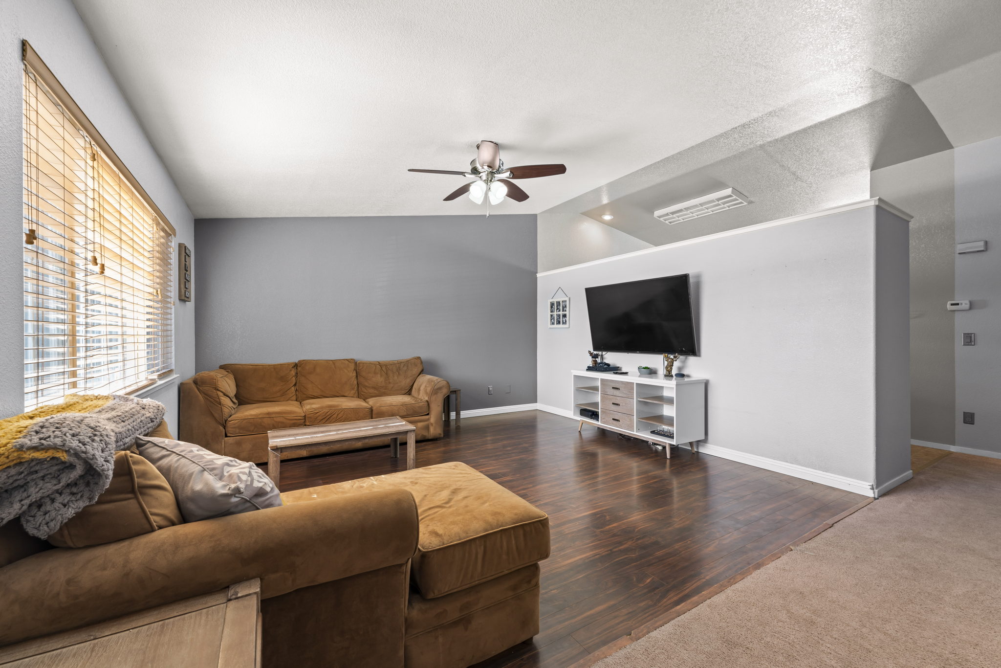5583 Diablo Ct, Sun Valley, NV 89433, USA Photo 4