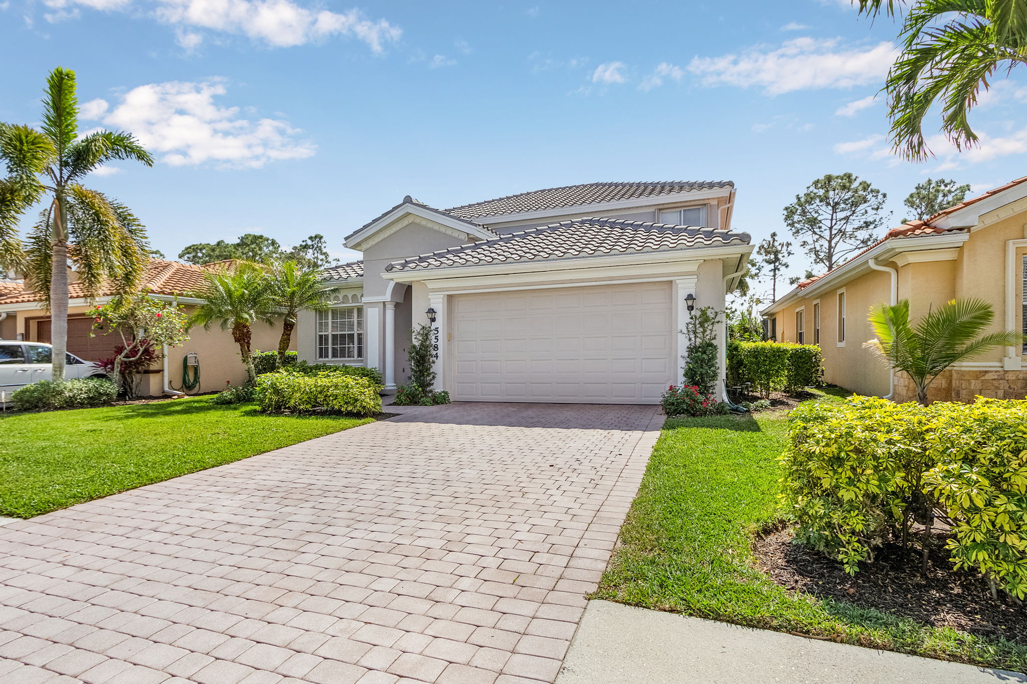 5584 Lago Villaggio Way, Naples, FL 34104 VisualPRO Photography