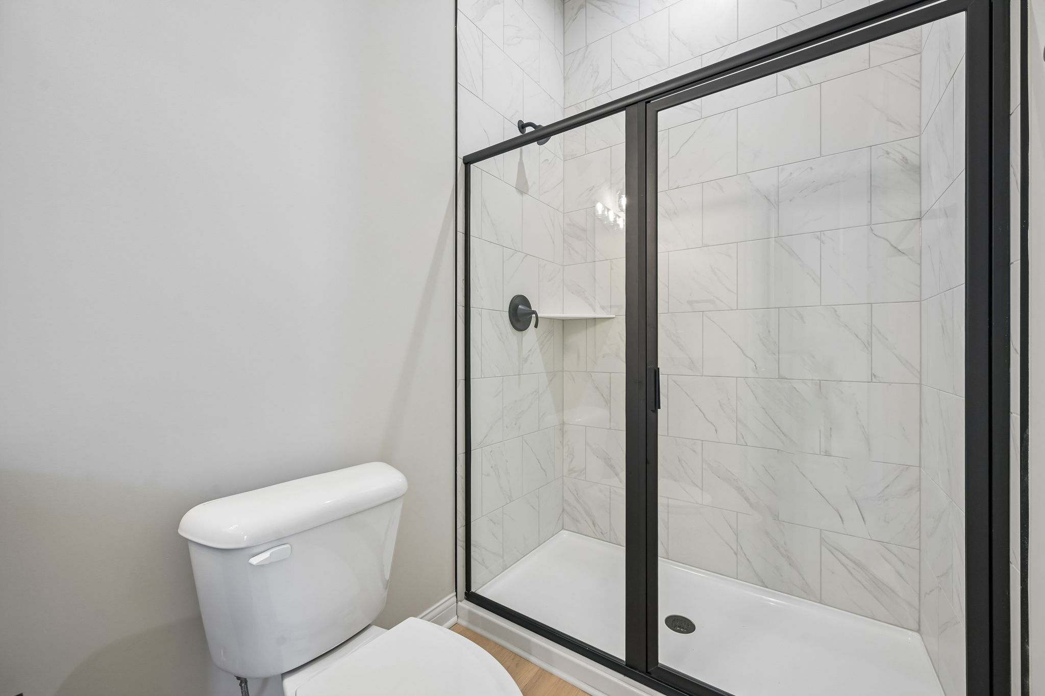 5589 Gaston Road-S2006-026
