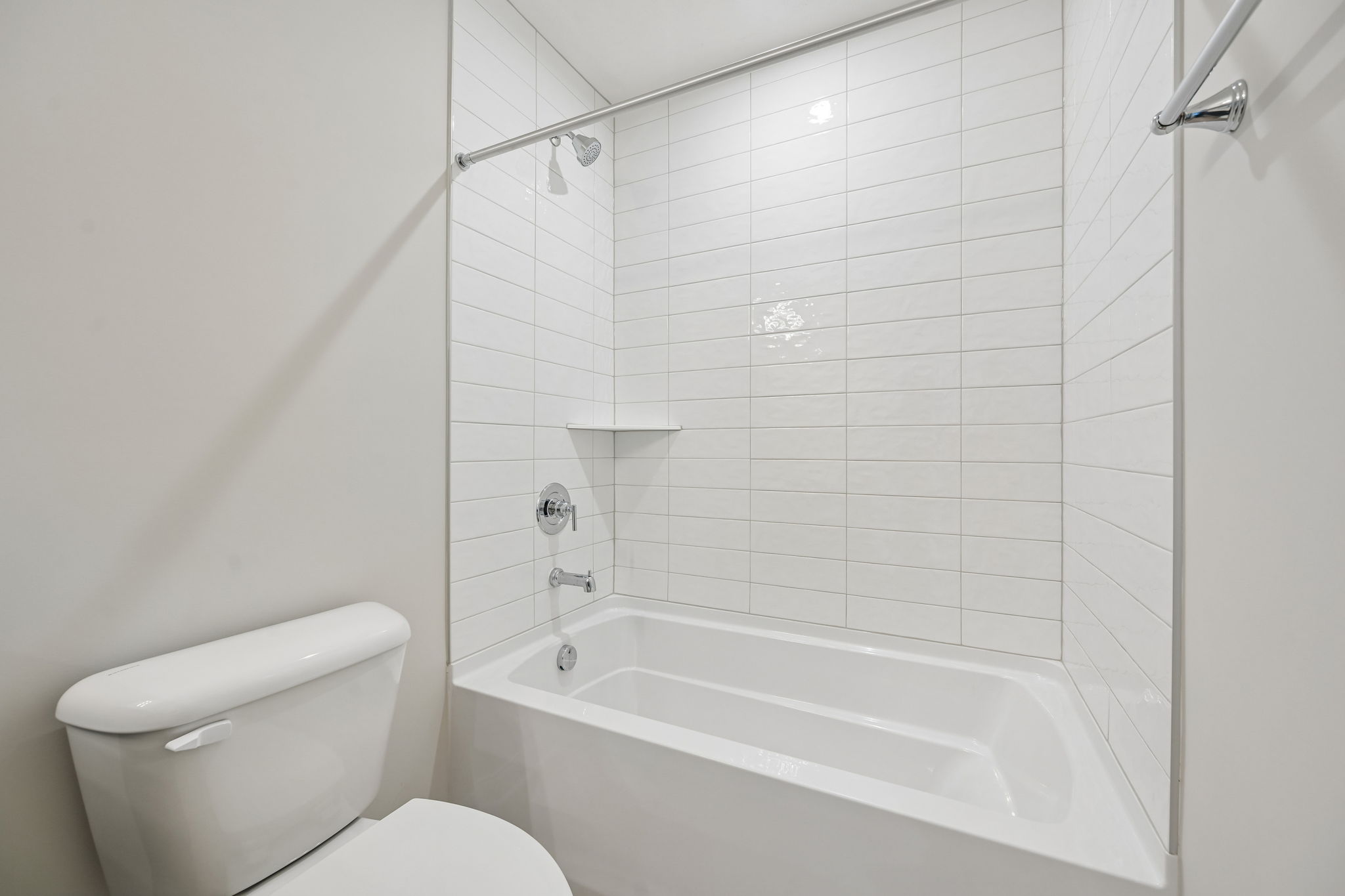 5589 Gaston Road-S2006-050
