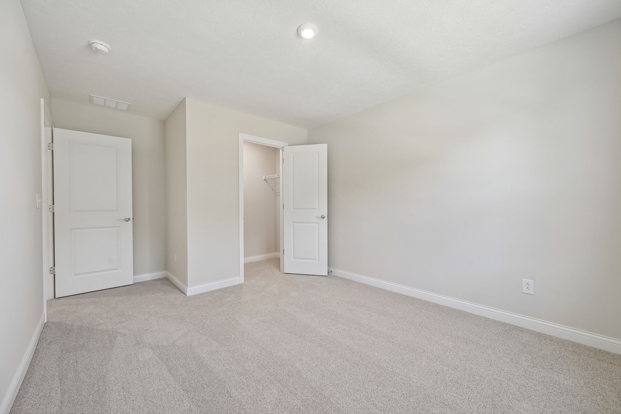 5589 Gaston Road-S2006-052