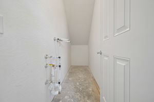 5589 Gaston Road-S2006-029