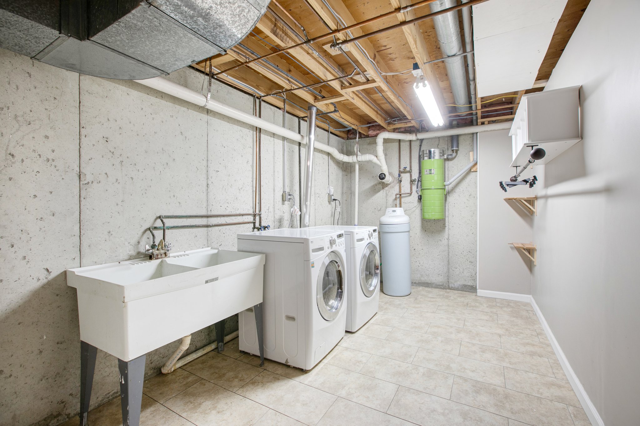Basement Laundry Room