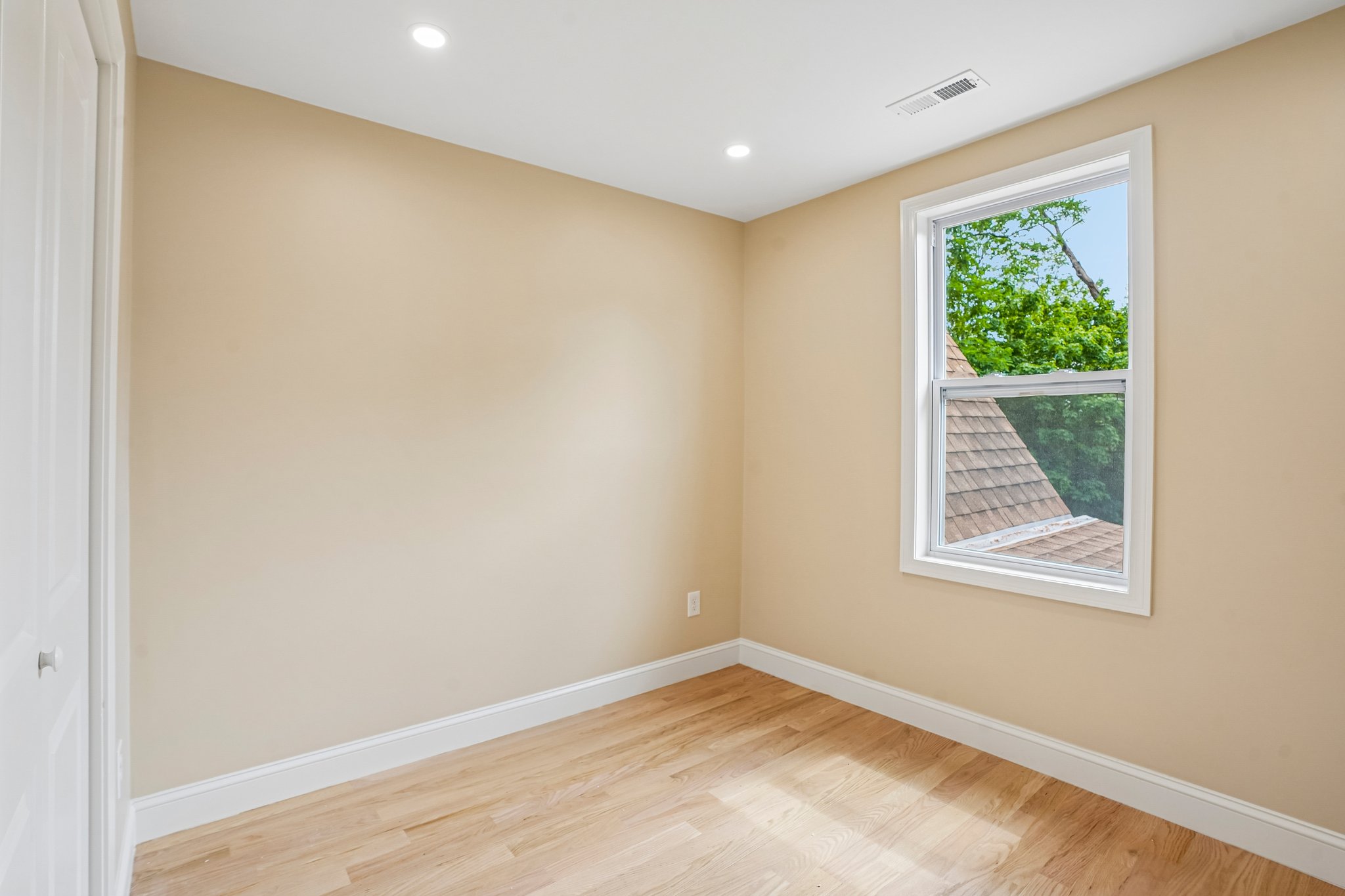 Winthrop St-S0107-020.jpg