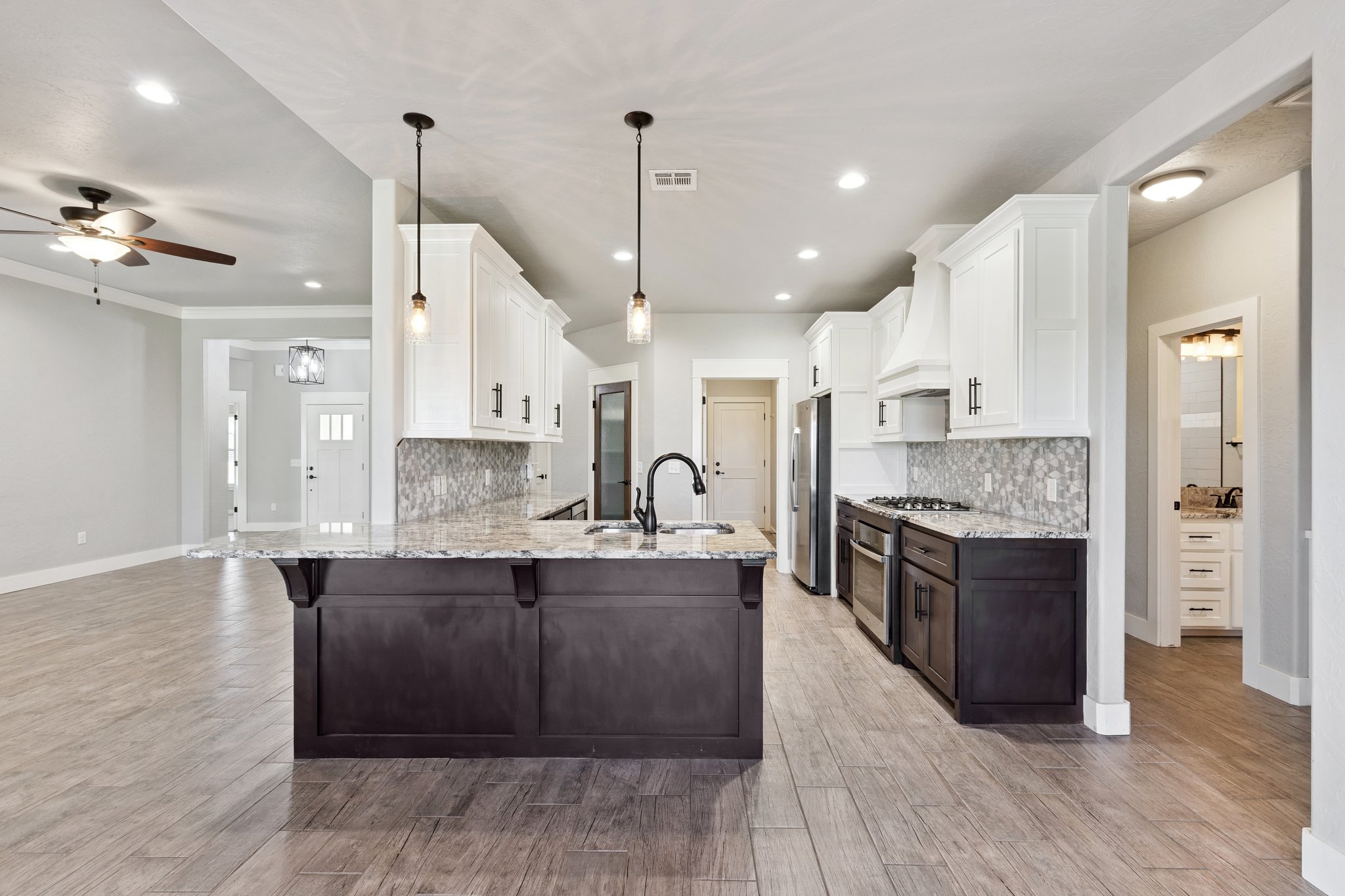 5592 NE Snowy Owl Rd_012.jpg
