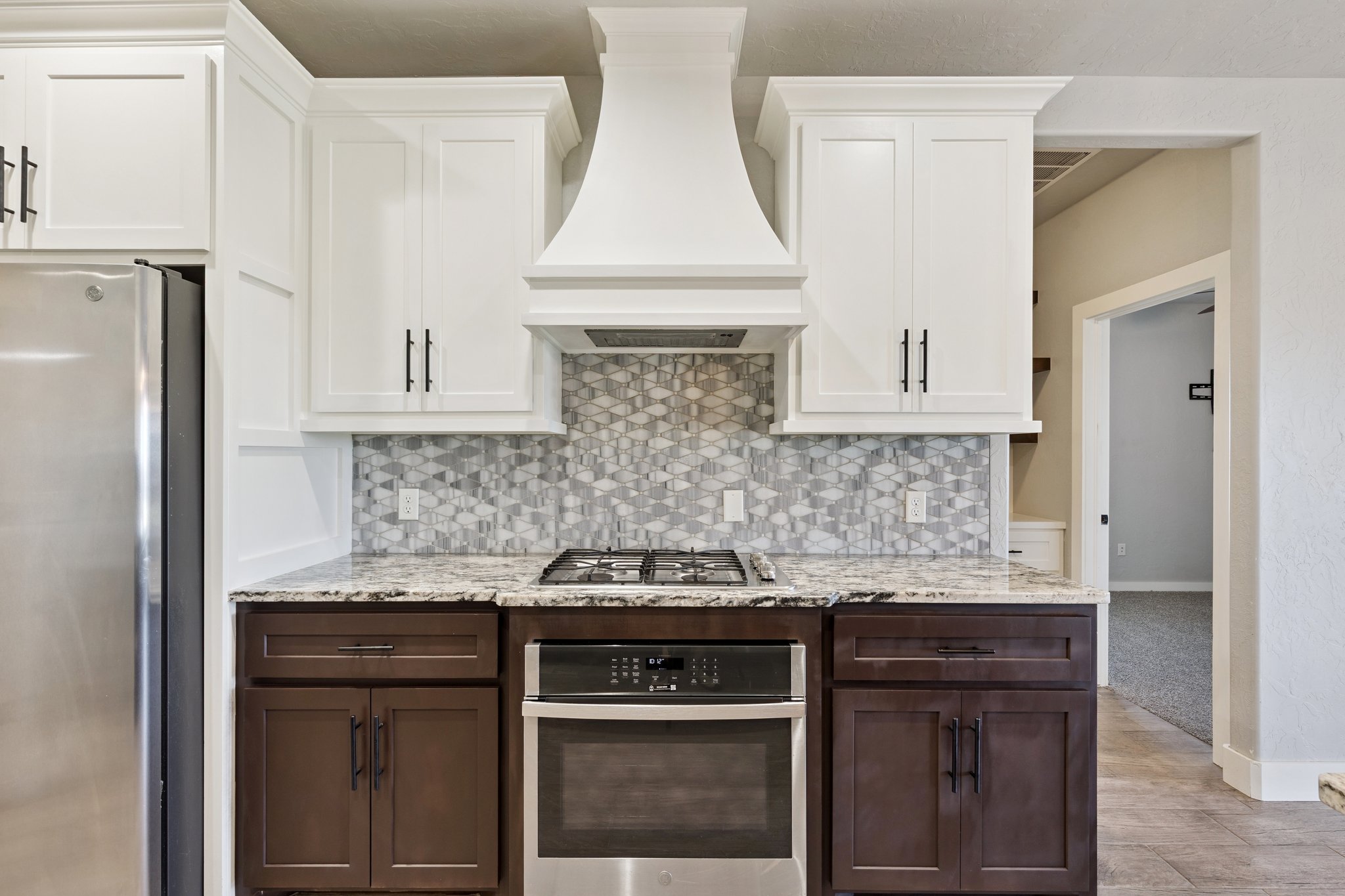 5592 NE Snowy Owl Rd_013.jpg