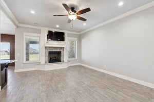 5592 NE Snowy Owl Rd_011.jpg