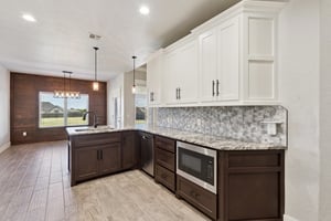 5592 NE Snowy Owl Rd_015.jpg