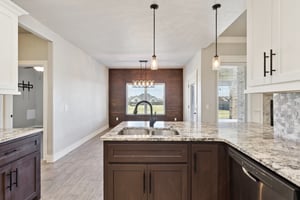 5592 NE Snowy Owl Rd_016.jpg