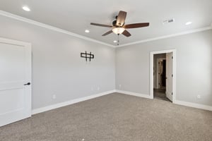 5592 NE Snowy Owl Rd_023.jpg
