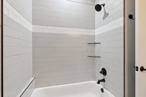 5592 NE Snowy Owl Rd_038.jpg
