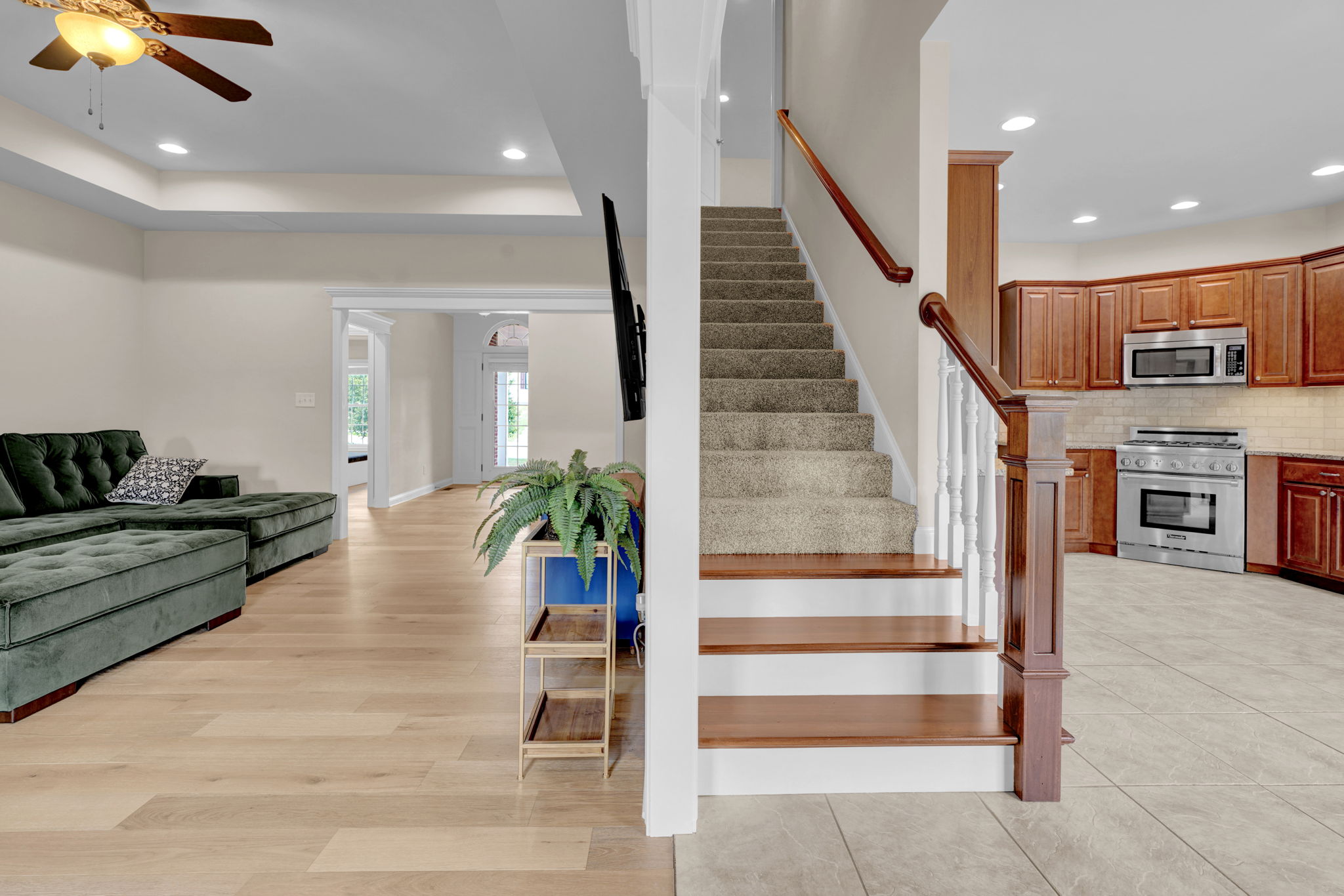 2nd Primary Suite Upstairs