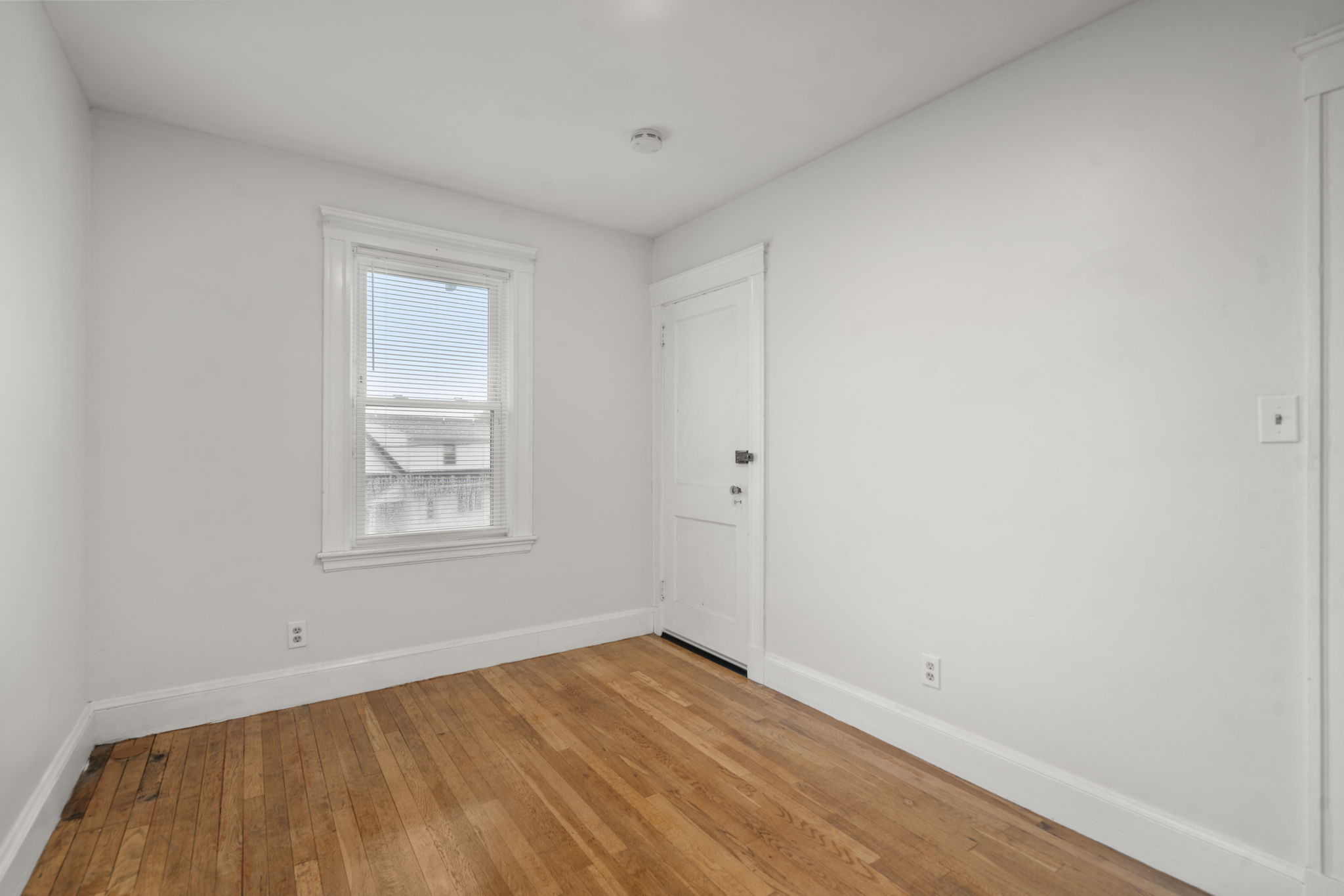 Interior (2 of 39)