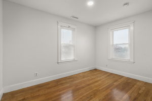 Interior (1 of 39)