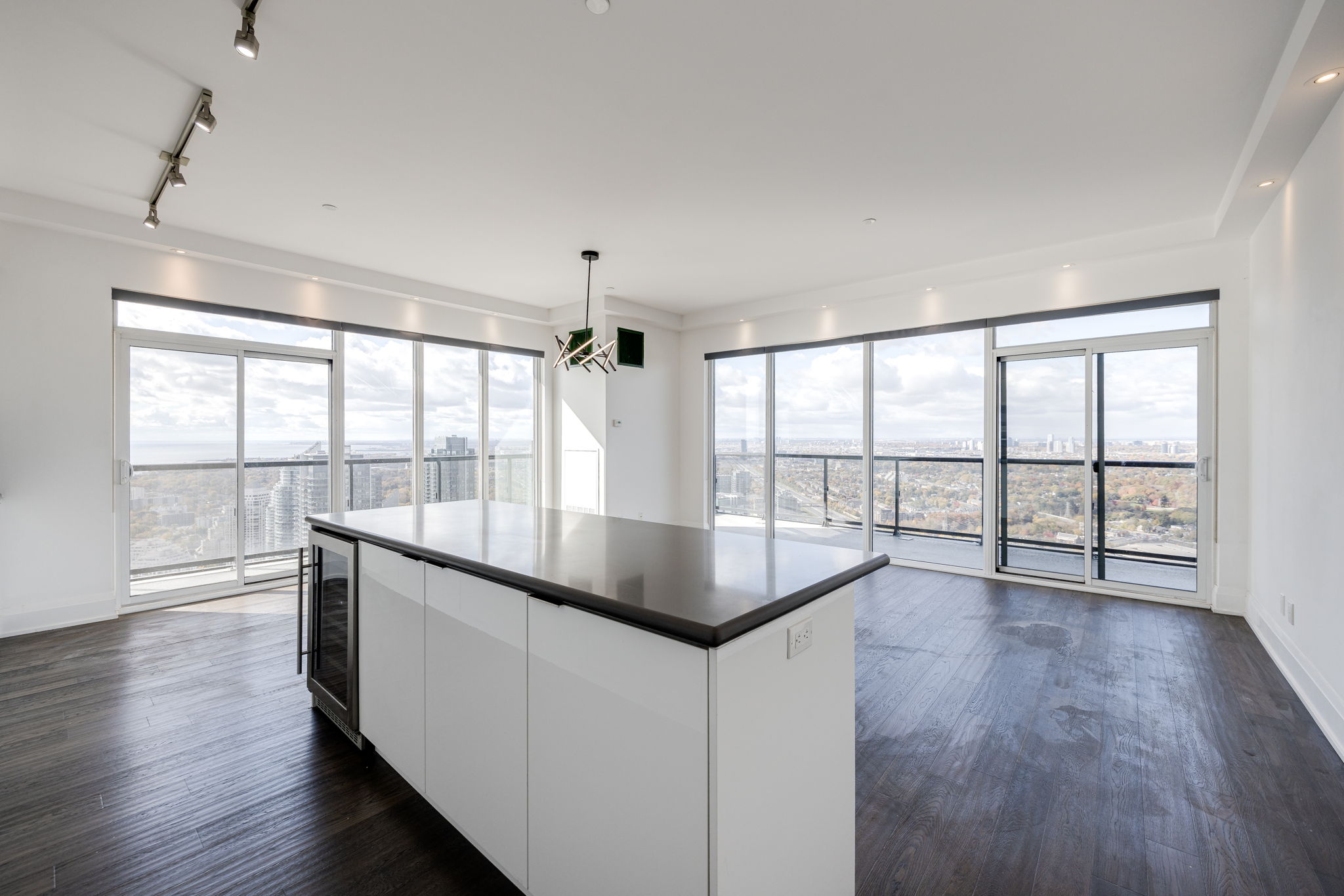 Toronto property showcase — delivered property photograph 4