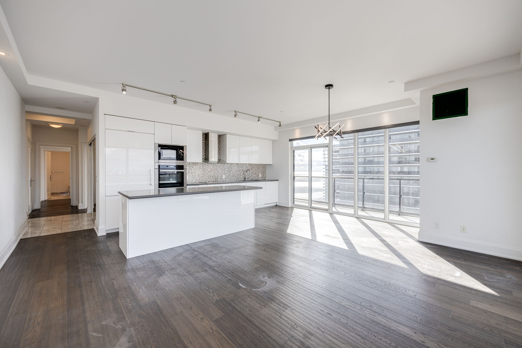 Toronto property showcase — delivered property photograph 6