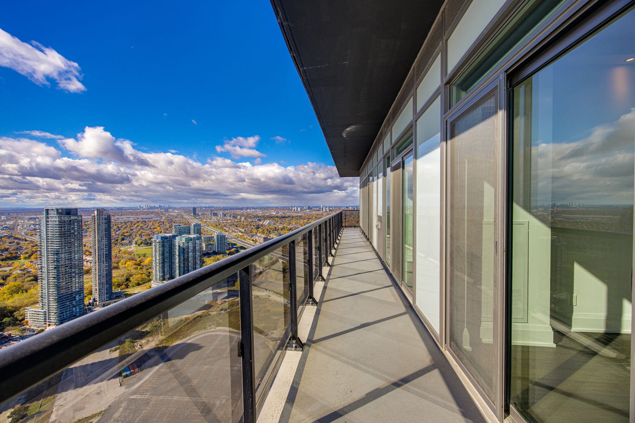 Toronto property showcase — delivered property photograph 32