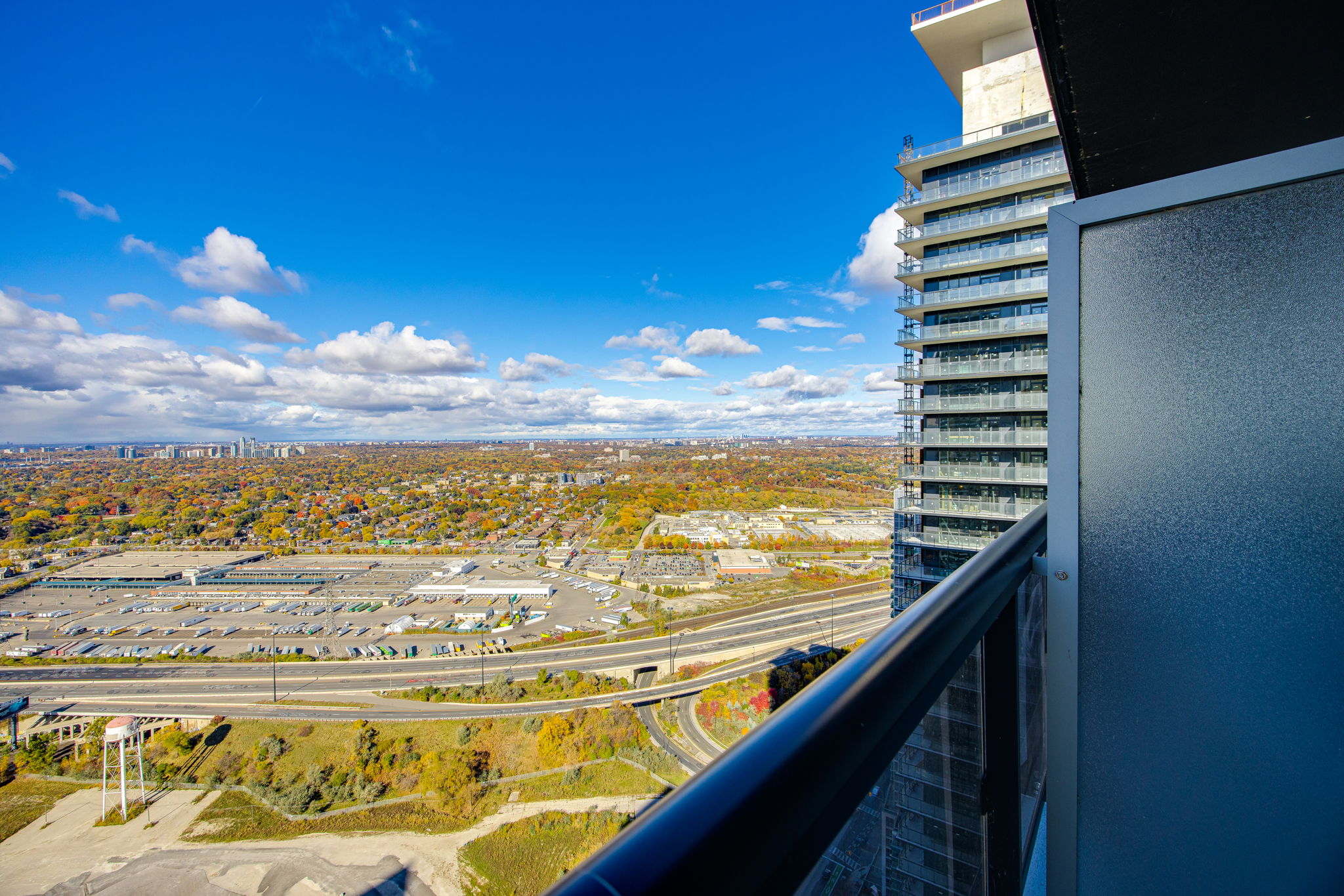 Toronto property showcase — delivered property photograph 33