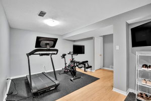  Photo 39