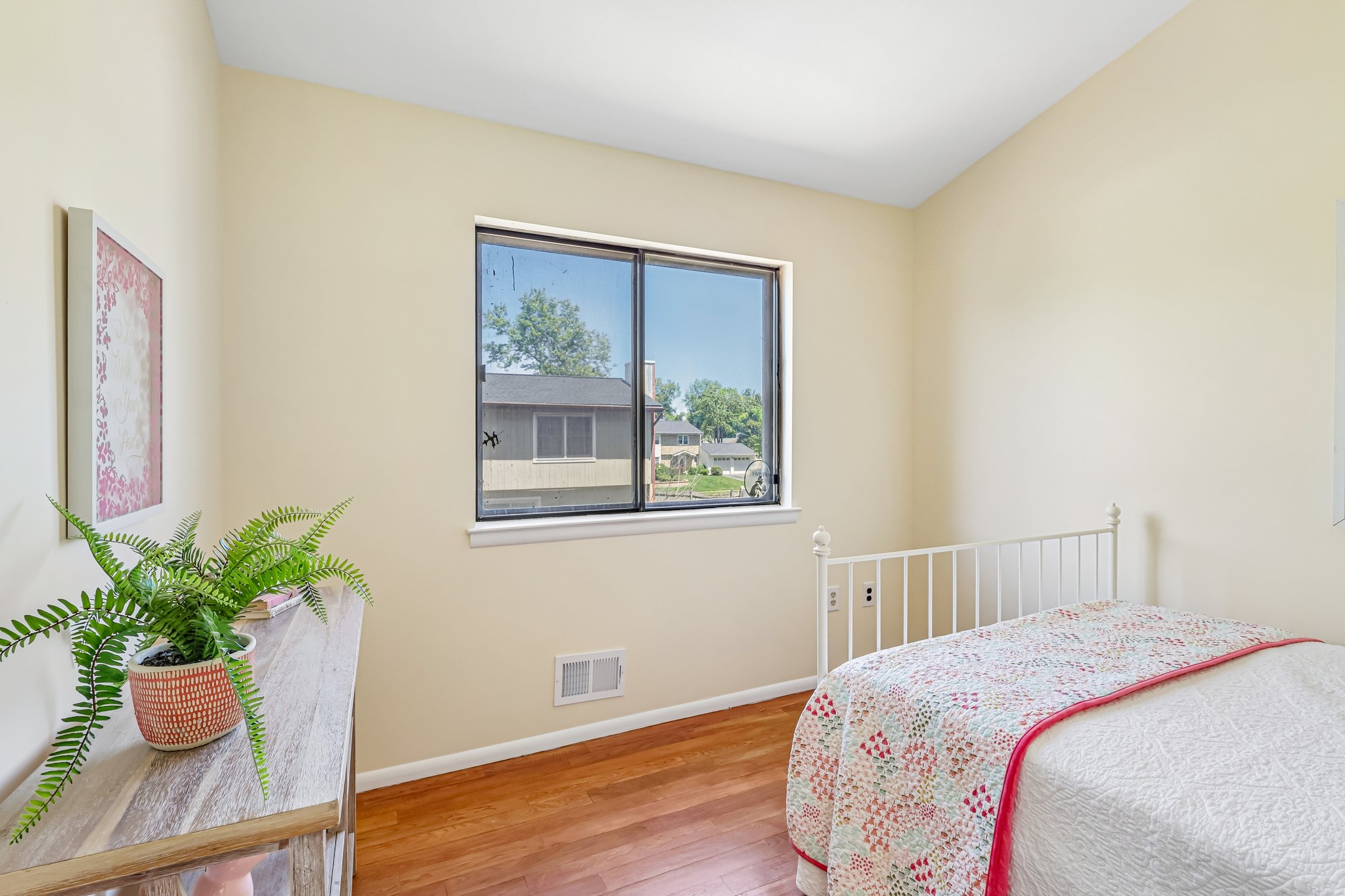 56 Birch Run Dr-S1305-031.jpg