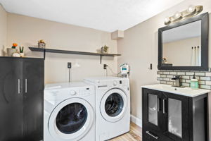  56 Fountain St, Medford, MA 02155, US Photo 15