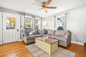  56 Fountain St, Medford, MA 02155, US Photo 4