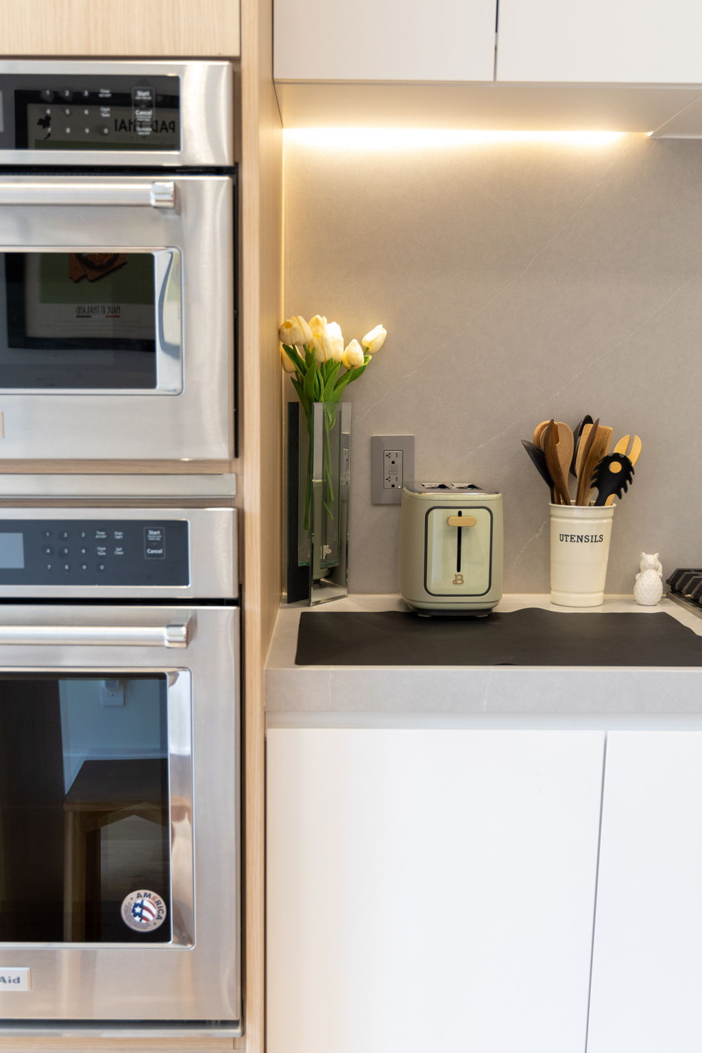 Toronto property showcase — delivered property photograph 44