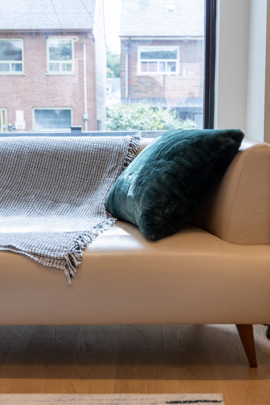 Toronto property showcase — delivered property photograph 36