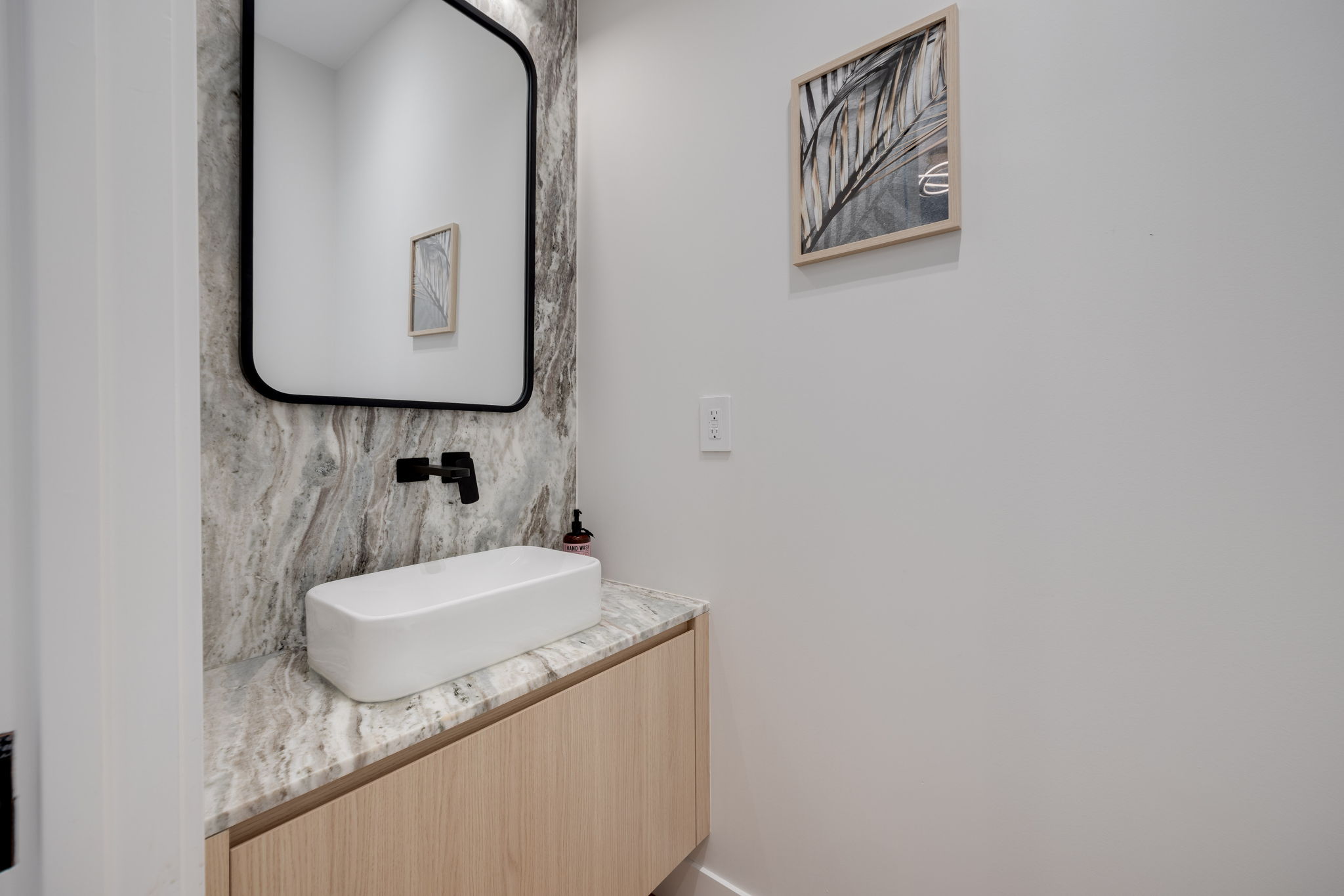 Toronto property showcase — delivered property photograph 8