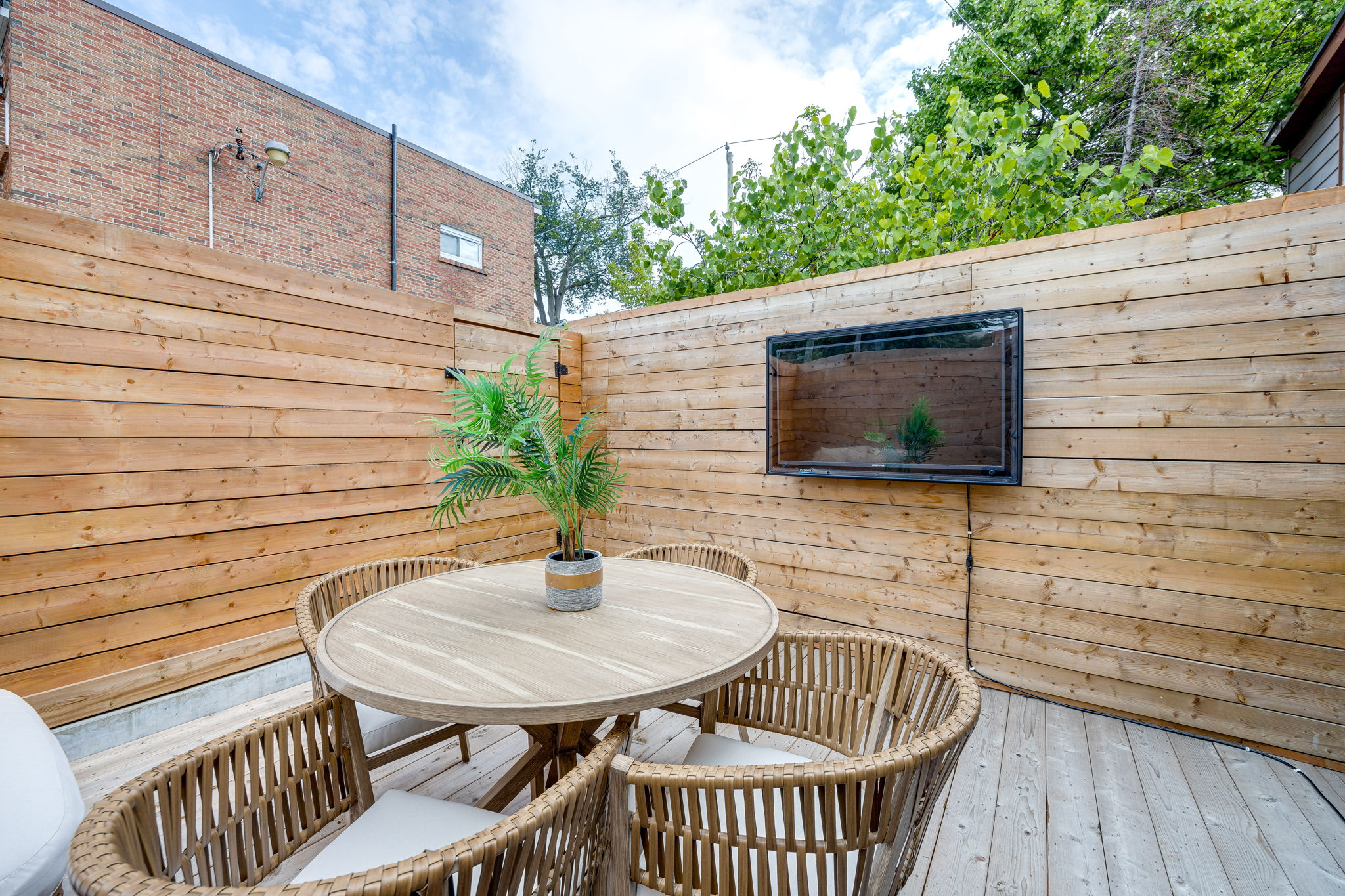 Toronto property showcase — delivered property photograph 69
