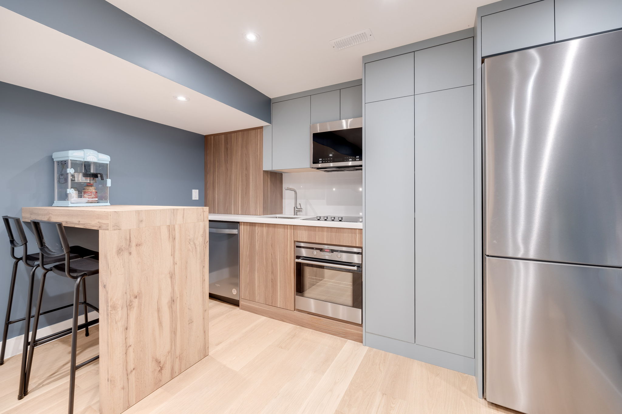 Toronto property showcase — delivered property photograph 30