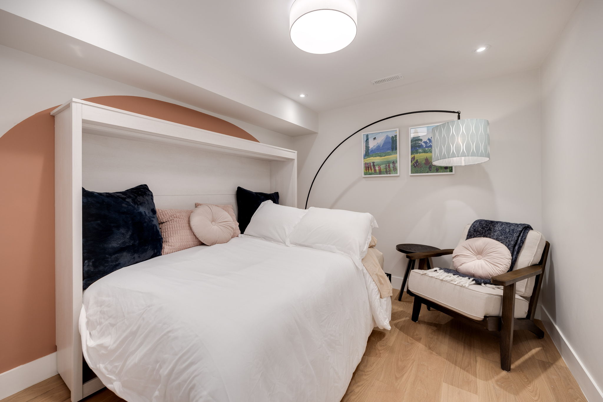 Toronto property showcase — delivered property photograph 34
