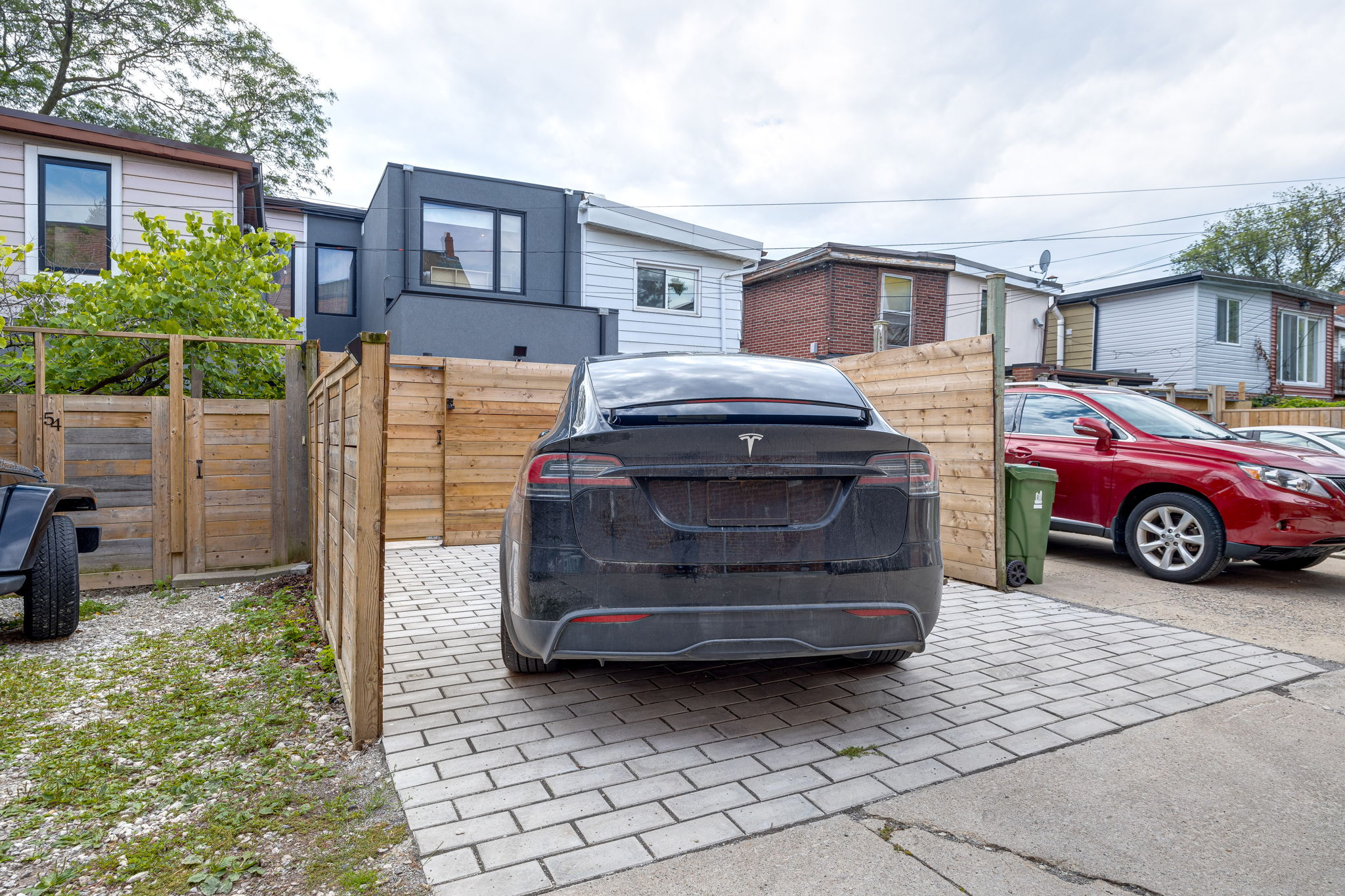 Toronto property showcase — delivered property photograph 71