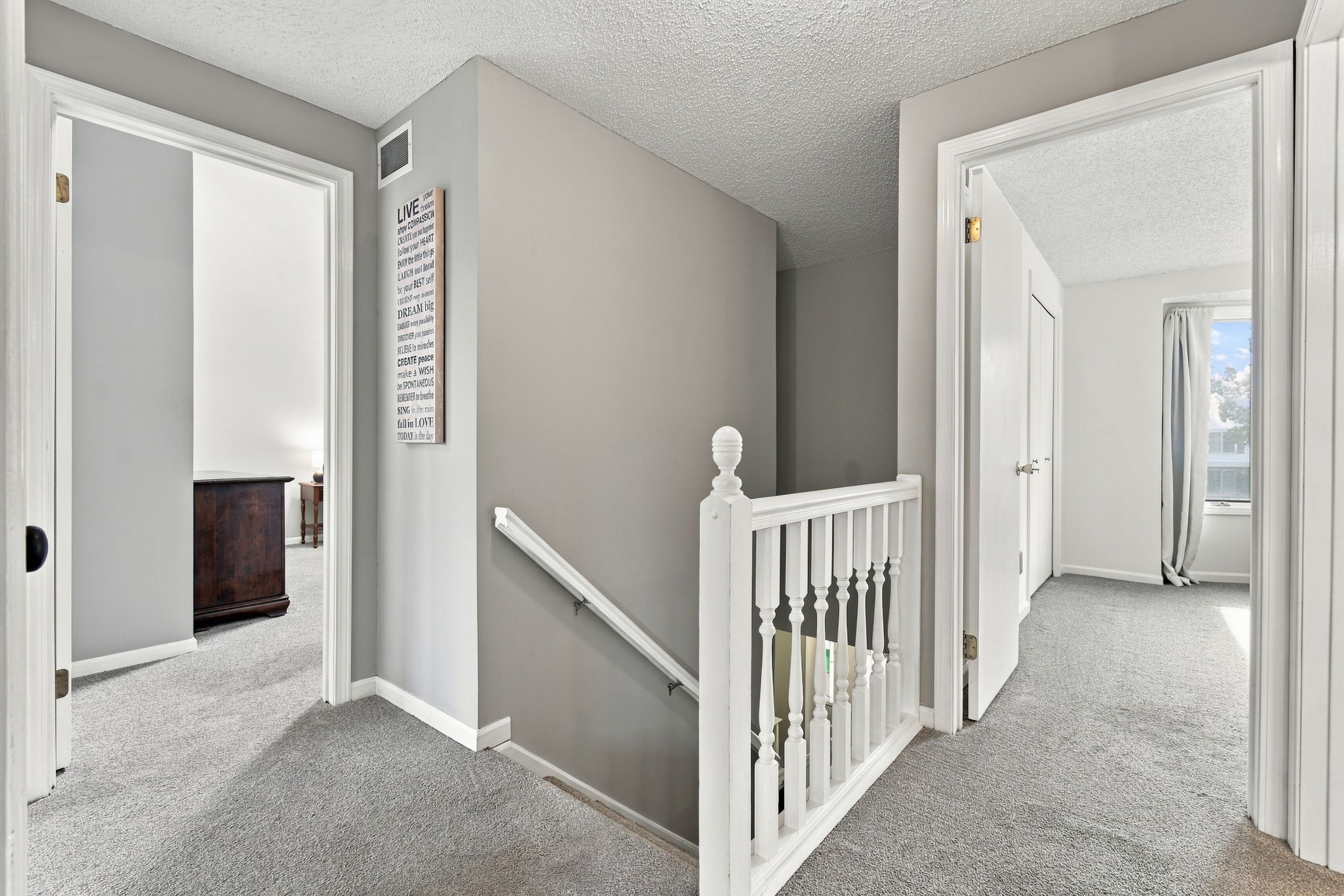  Photo 63