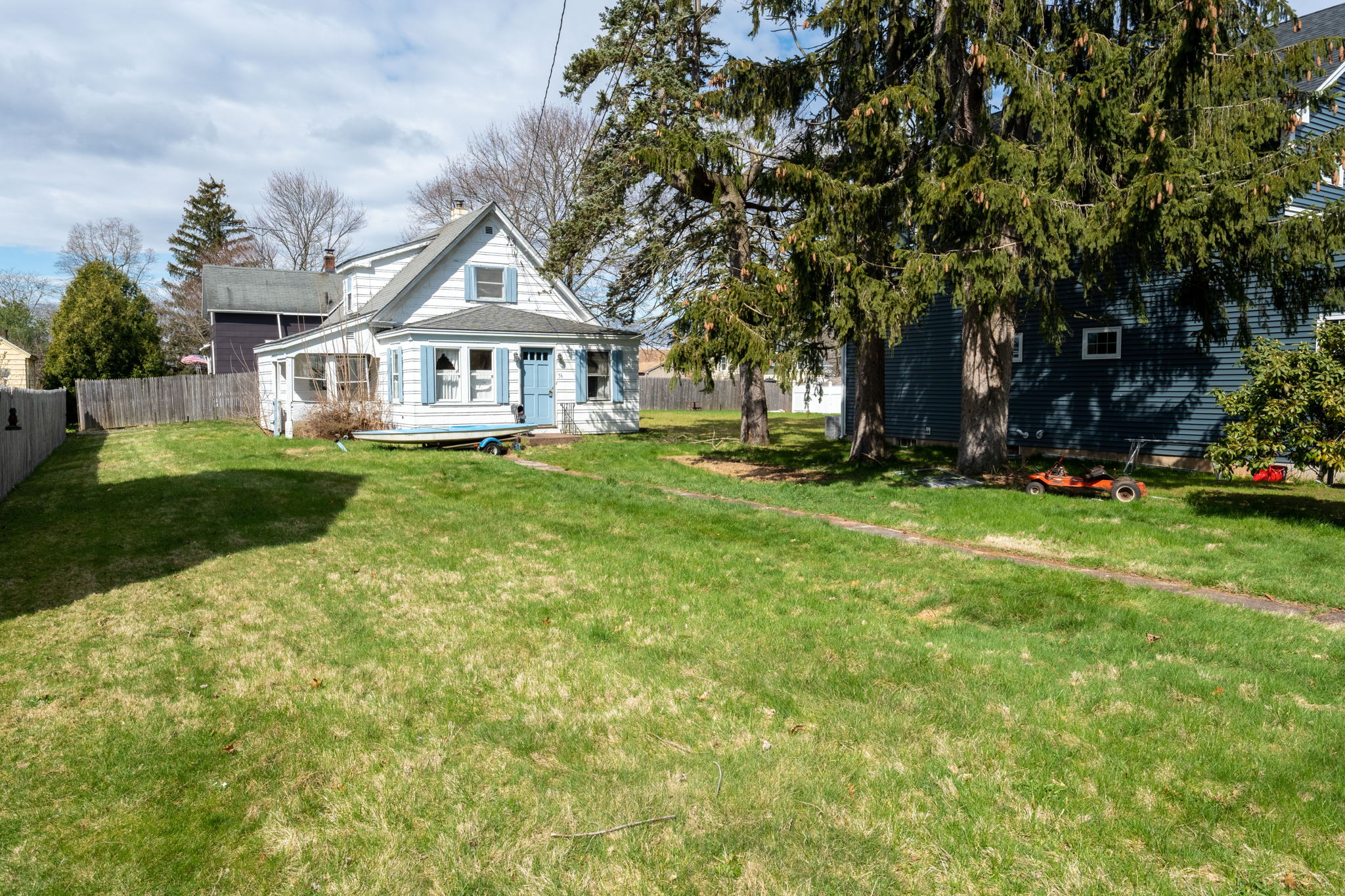 56 Kensington St, Manchester, CT 06040, USA Photo 6