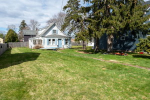 56 Kensington St, Manchester, CT 06040, USA Photo 5