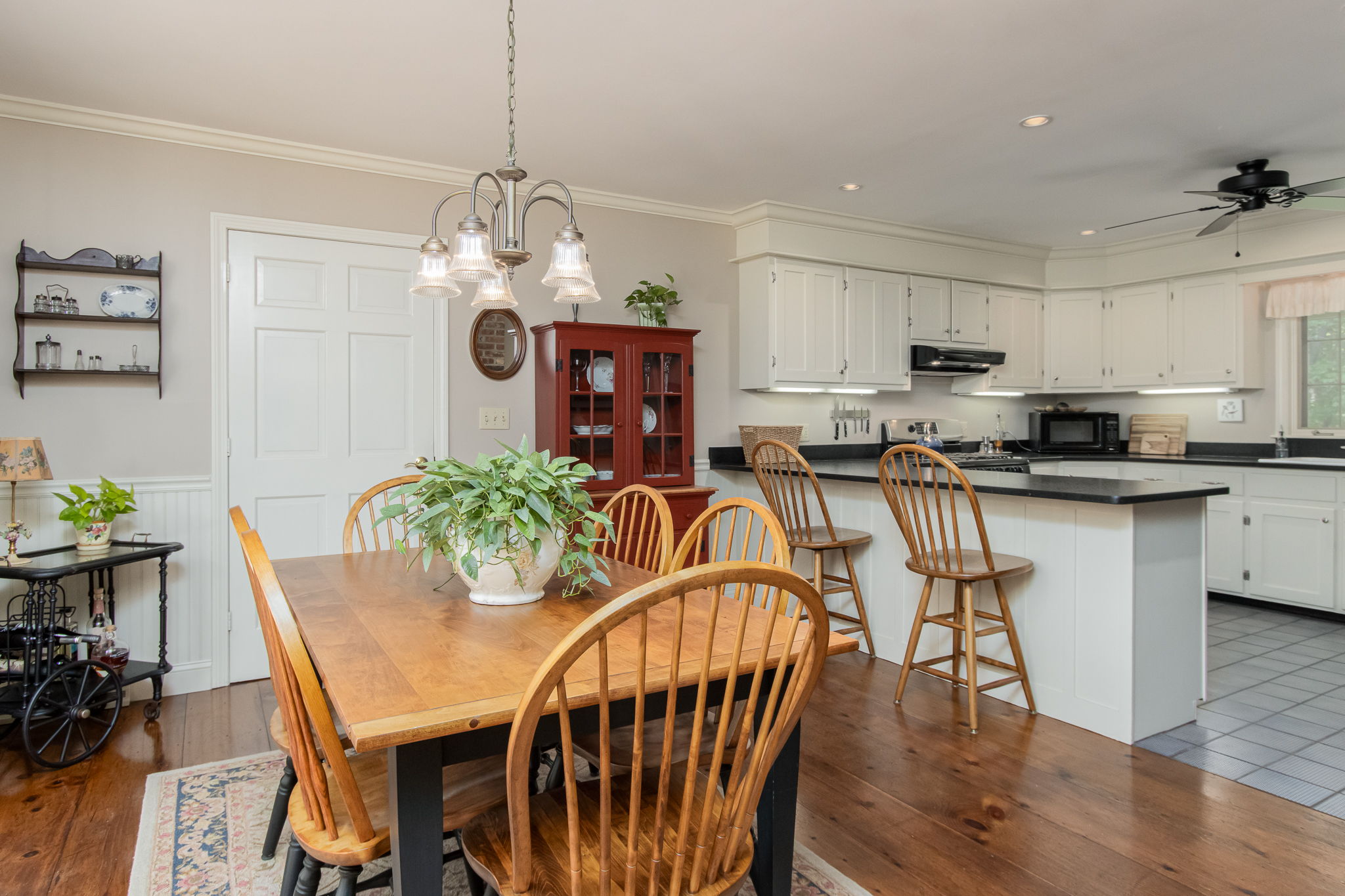 DiningRoom-3
